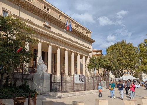 人気在庫モントローPALAIS DE JUSTICE D\'AIX EN PROVANCE 食器